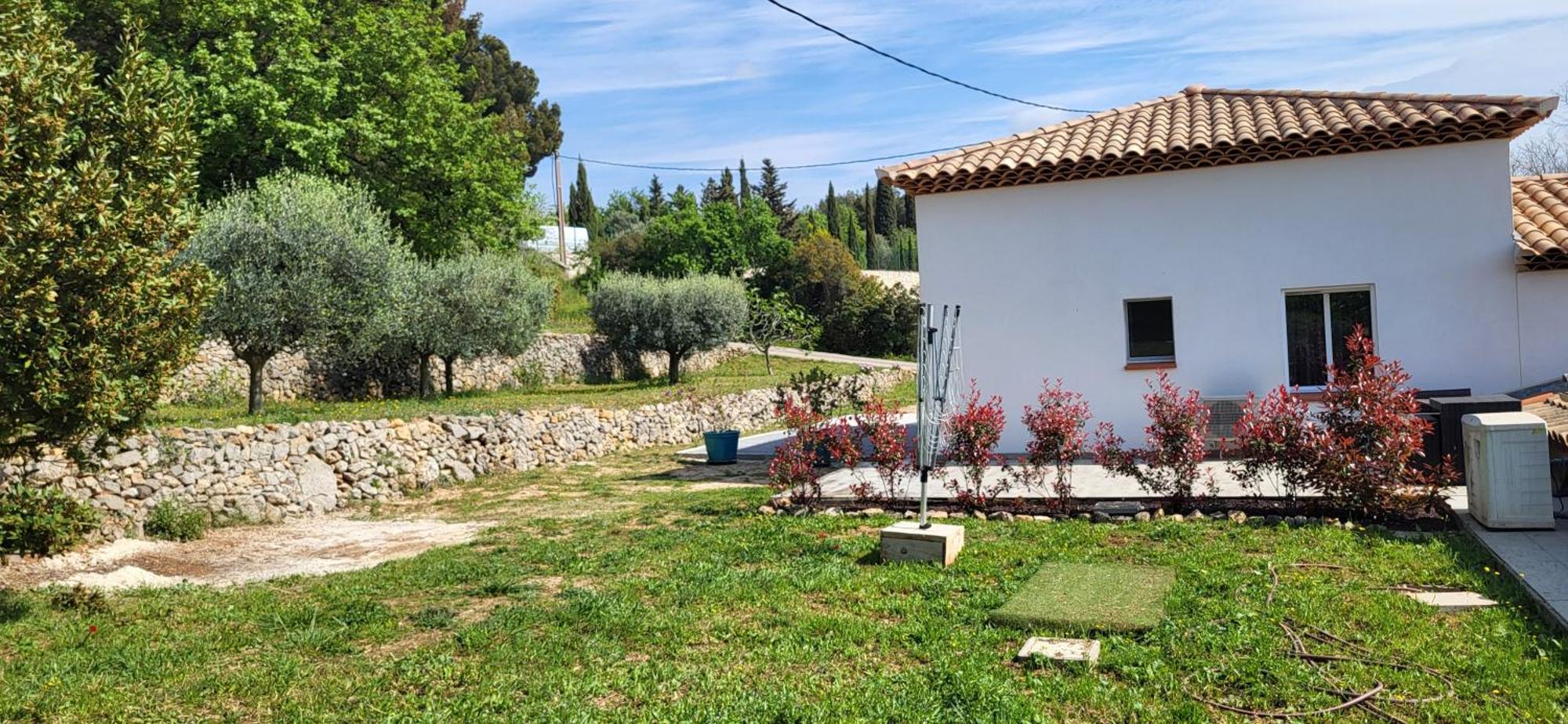 Jolie Maison Neuve Entre Mer Et Colline En Provence โอลิอูลส์ ภายนอก รูปภาพ